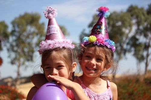 kids-birthday-party-packages-handleforme.jpg